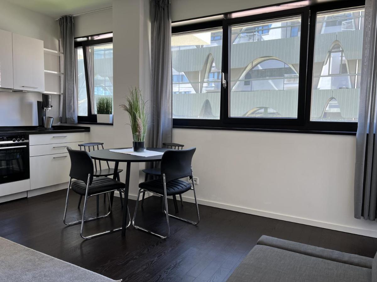 Luxury Waterfront Apartment Berlin Exterior foto