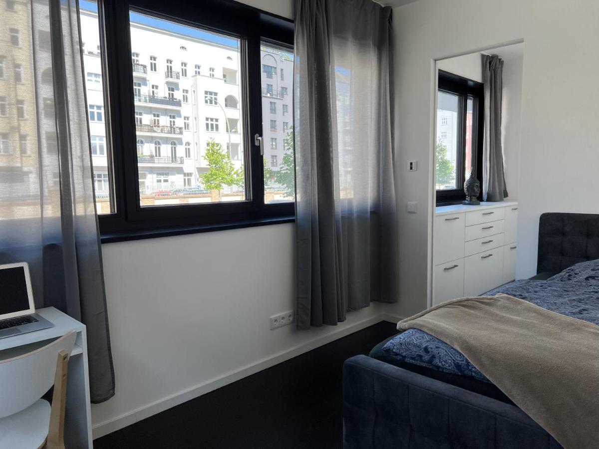 Luxury Waterfront Apartment Berlin Exterior foto